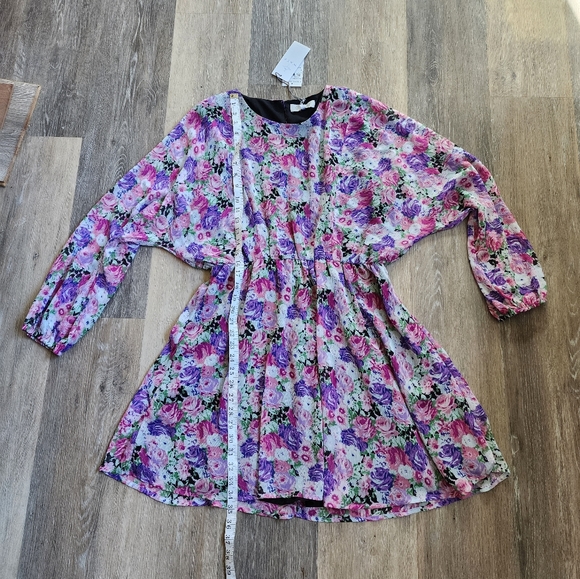 NWT WAYF LAVENDER ROSES - Picture 4 of 12